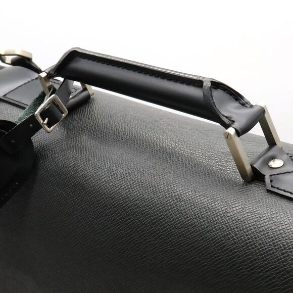 Louis Vuitton Taiga Portable Shoulder Bag M30692 - Picture 4 of 6